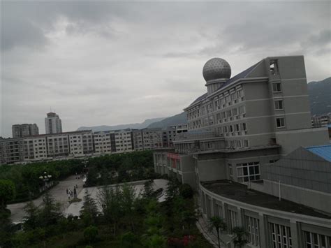 重庆市开县巨龙中等职业技术学校2023年招生办联系电话 - 职教网