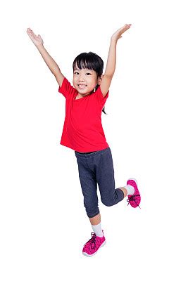 儿童跳跃图片-儿童跳跃图片素材免费下载-千库网