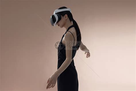 未来新型的VR游戏，戴上就可以进入到游戏世界（4）_高清1080P在线观看平台_腾讯视频