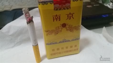 实物收藏之南京（硬九五） - 烟标 - 烟悦网论坛