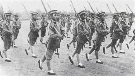 1922年4月，张作霖统兵入关，第一次直奉战争爆发。图为奉军入关时发布的安民告示-军事史-图片