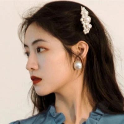 抖音很火的头像女生古风