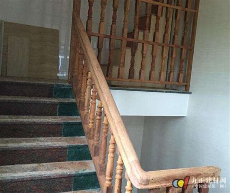 楼梯钢结构栏杆扶手的高度规范要求_湖南浦林防护设施有限公司
