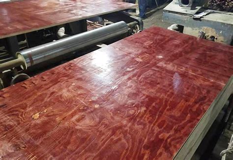 红模板8层建筑木模板_广西建筑红模板-10年品牌覆膜板厂家,「直销批发」价格-贵港市成林木业官网