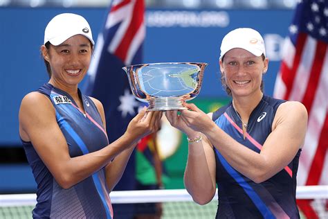 美网女双决赛，中国女子网球实现“金满贯”