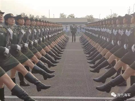 79年对越反击战中国女兵老照片__凤凰网