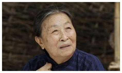 “丑娘”张少华83岁了，仍为子孙努力拍戏，看起来比实际年龄还老