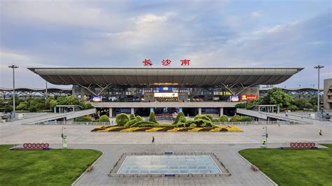 中国有哪些「有意思」的高速铁路车站？ - 知乎