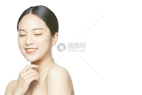裸妆图片