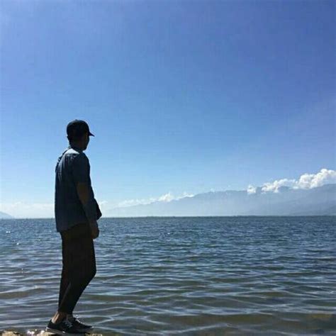非主流海边背影情侣头像