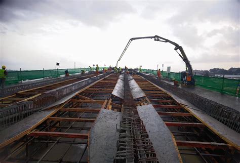齐鲁交通东方路桥公司 沾临四标项目率先完成全线首棵桩基混凝土浇筑 - 砼牛网