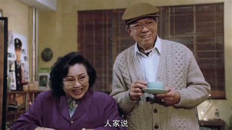 安徽芜湖：6旬老人专吃“窝边草”，为过烟瘾在自家小区偷车__财经头条