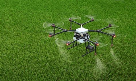 越来越多中国农民成为无人机“飞手”-航拍网