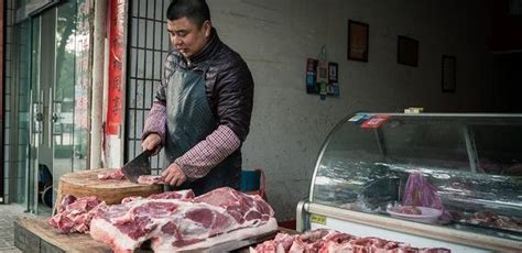 72万吨储备肉进入市场，都被它们买走了？居民：难怪猪肉不降价|储备肉|猪肉|猪肉价格_新浪新闻