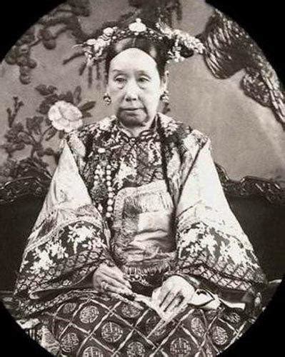 日本贵族为什么叫华族，日本华族有哪些特权！
