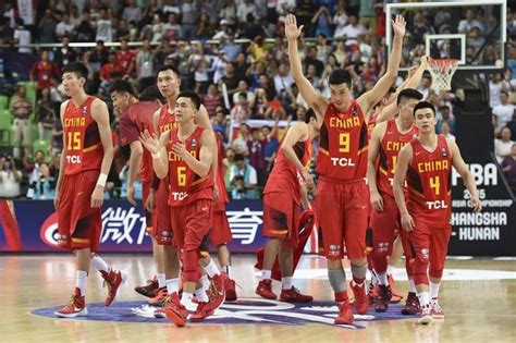 中国男篮亚锦赛封王 时隔四年终回亚洲之巅|界面新闻 · 体育