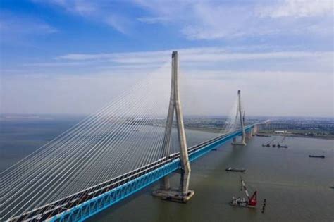 沪苏通长江大桥开通在即 创两项世界之最-名城苏州新闻中心