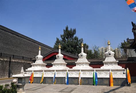 西安最特殊的寺庙，康熙、乾隆、慈禧都曾为它题字，到处都是宝物_广仁寺_雕刻_影壁