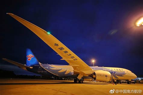“梦幻客机”波音787客机首航抵港_波音787梦想飞机图片_公务机_私人飞机网