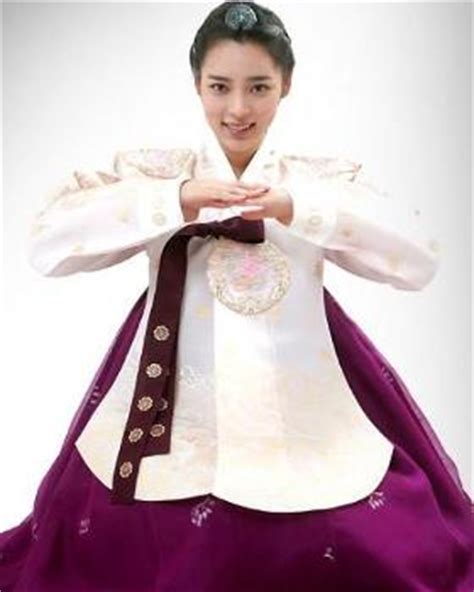 韩国传统女性服饰赤古里（韩国奇葩的传统服饰介绍）-知物网