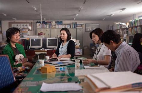 惨不忍睹的2023年韩国电影《无法忍受的灾难》_新浪新闻