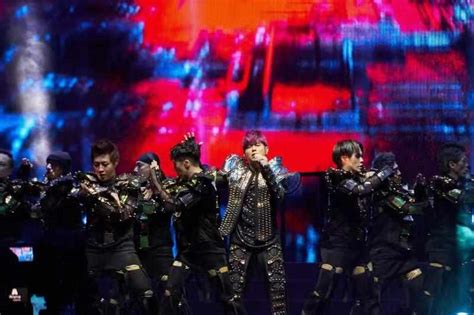 [实名代拍]周杰伦2023嘉年华世界巡回演唱会-上海站-有票网