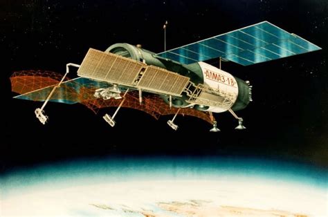 历史上的今天1月16日_1969年苏联首次成功进行宇宙飞船太空对接。
