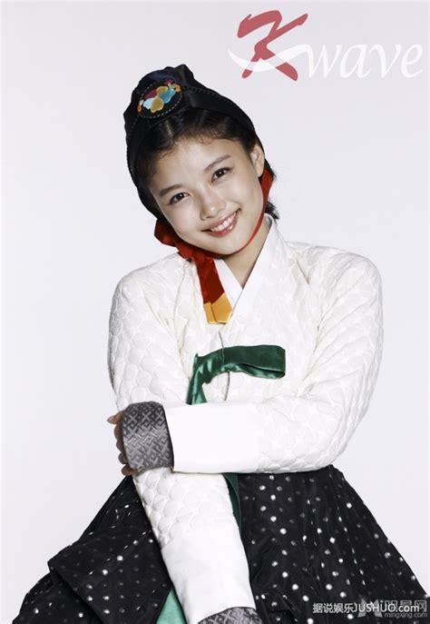 韩国童星出身，17岁女星考上中央大学，从事演艺事业也不影响学业