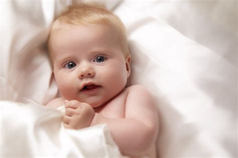 可爱宝宝摄影高清图片 - 爱图网设计图片素材下载