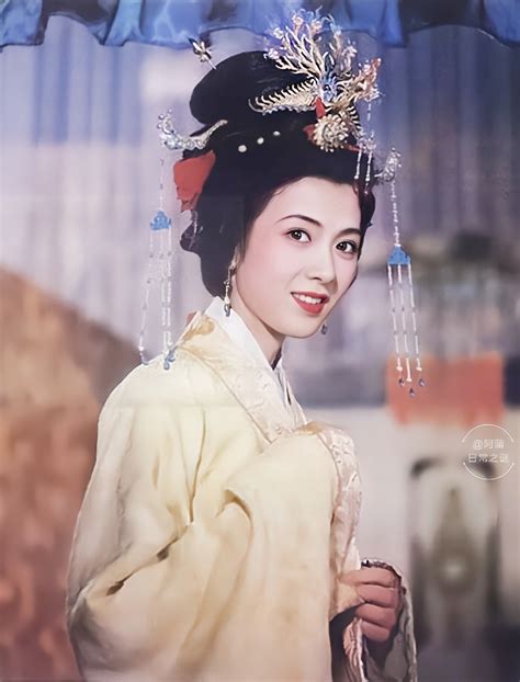 《大桥下面》中的女主角秦楠(龚雪饰)图片