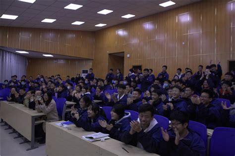 校园新闻-郑州11中举行“趣味物理实验”学科周活动-郑州市第十一中学
