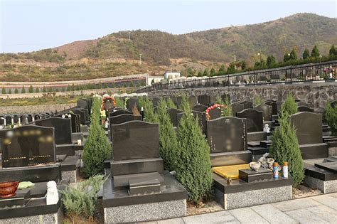 紫竹园 - 陕西唐昭陵永久墓园有限责任公司