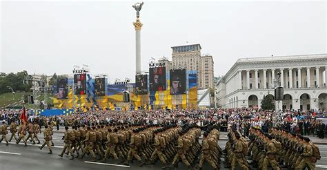 乌克兰前总统在乌克兰独立日30周年庆前发声