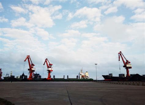 东方八所港打造“前港口后工业园”的经济发展模式_海南频道_凤凰网