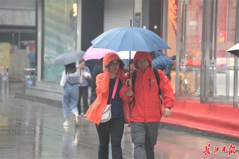 武汉的大雨说来就来了