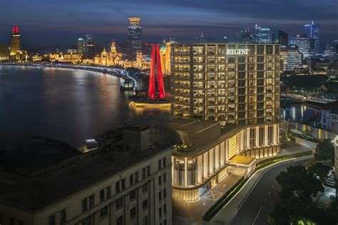 上海浦东丽晶酒店介绍 Regent Shanghai Pudong-Intro_用人单位展示_就业网,南充文化旅游职业学院