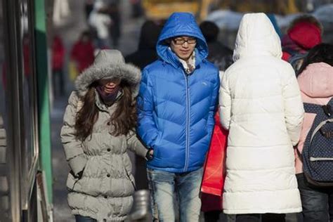 太！冷！了！西安最低气温跌至-20.1℃|西安市|冷空气|气温_新浪新闻
