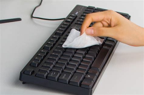 键盘可以用水冲洗吗 - 早若网