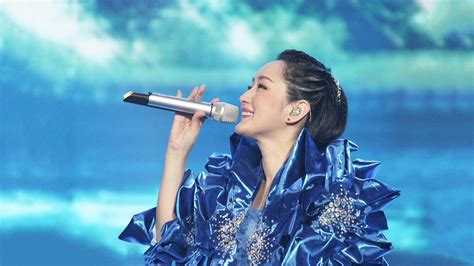 杨钰莹终于放大招了，现场演唱《千千阙歌》惊艳全场，不输陈慧娴_腾讯视频