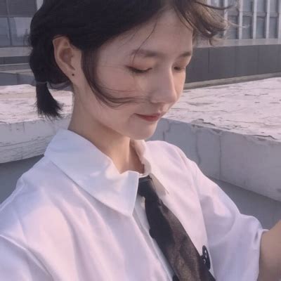 女生温柔微信头像