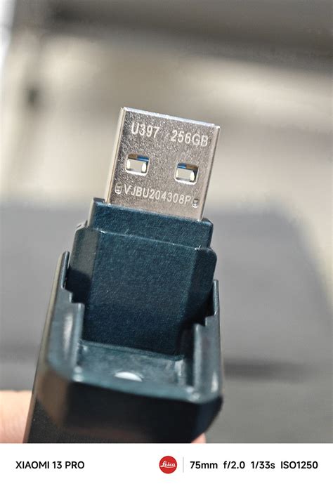 爱国者 aigo U盘 U330 32GB (银) USB3.0 金属旋转系列 快速传输-融创集采商城