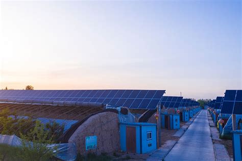 内蒙古巴彦淖尔光伏发电与设施农业一体化项目 – 日托光伏