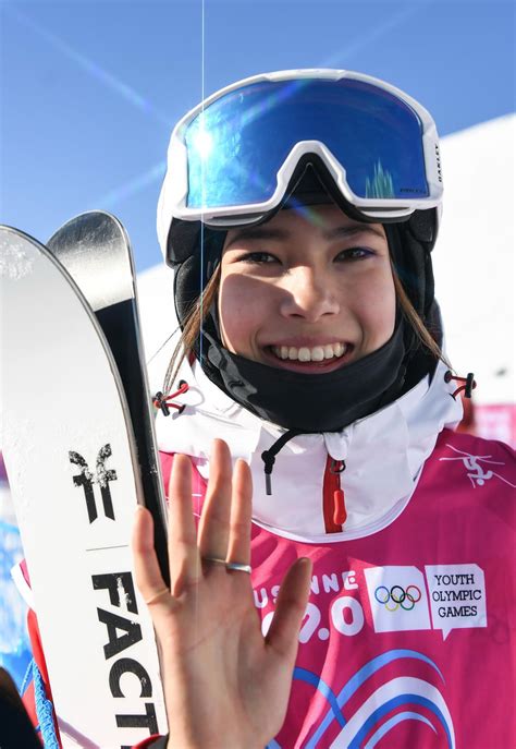 中国滑雪首位归化运动员谷爱凌美照_新浪图片