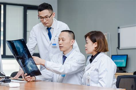 骨科医生刘明：每一次手术都是一次生命的置换|骨科|医生|置换|生命|手术|-健康界