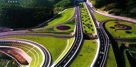 这是中国第一条高速公路, 如今的样子让人很欣慰|高速公路|辽东半岛|游人_新浪新闻