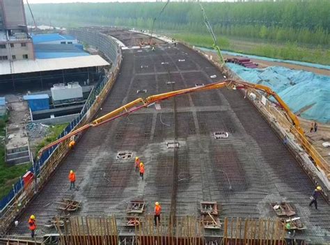 沭阳快速路二期工程首联箱梁浇筑完成-济南城建集团有限公司