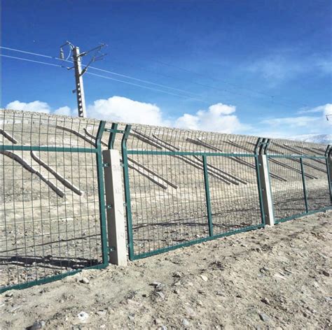 厂家定制高架桥边缘安全防抛网 高架桥框架护栏网 铁丝安全防护网-阿里巴巴