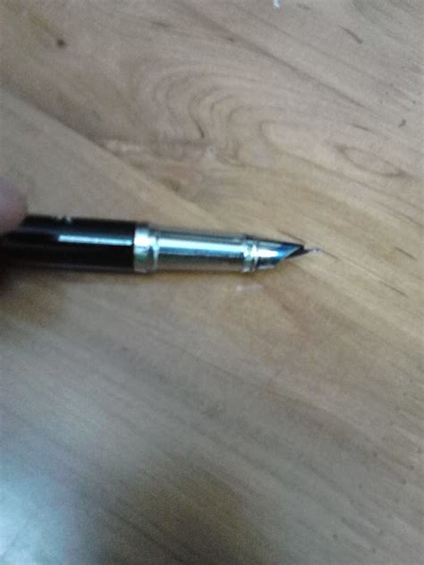 点石钢笔笔尖是什么材质的,好用吗?