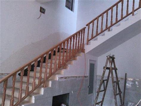 复式楼梯如何设计布局？什么样的楼梯结构最好？ - 装修攻略 - 重庆鲁班装饰官网 - 专注高端豪宅装修设计16年！