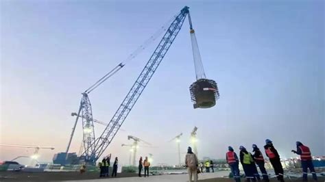 助力碳中和｜中核工程徐大堡核电3号机组首次大件吊装顺利完成